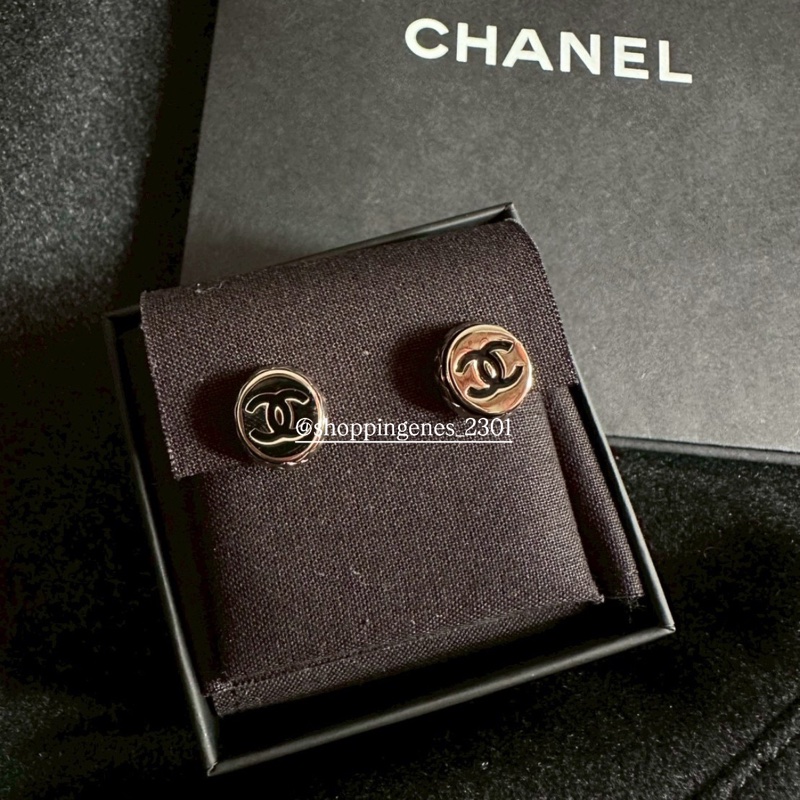 香奈兒 Chanel 25B 小金豆菱格紋耳夾！夾式耳環！-1