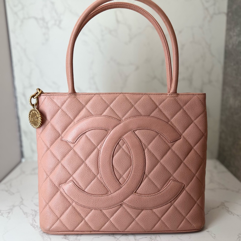 💗香緹國際精品💗 779 Chanel 粉色 希爾頓包-1