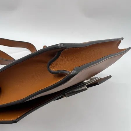 FENDI芬迪 经典银扣老花LogoFF图案 法棍包 男女同款-7