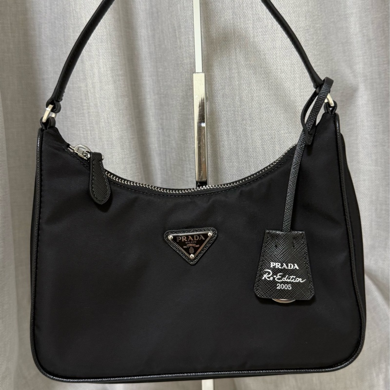 PRADA Re-Edition 2005 Hobo 腋下包-0