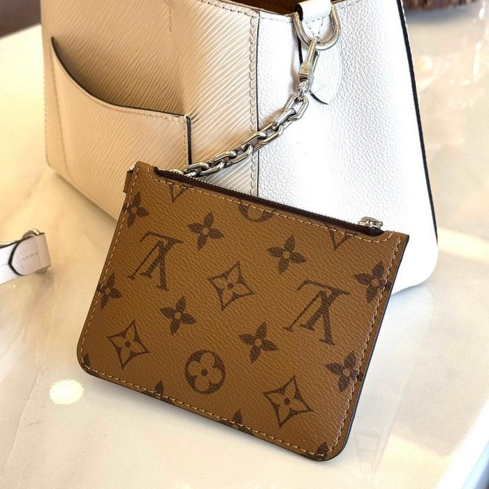 *SHIHNA名牌精品* LV M20520 Marelle Tote BB 石英白色水波紋托特包-7