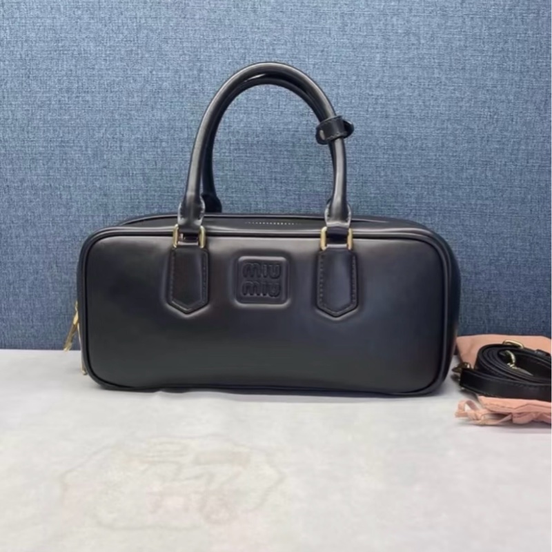 Miu Miu (5BB148)  保齡球包 好價💰-4