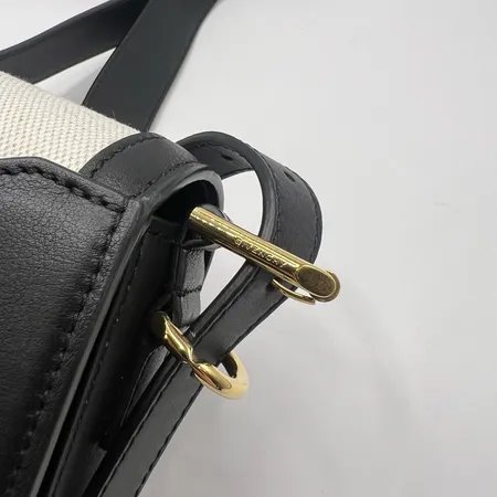 纪梵希拼色单肩斜挎包 白色配黑色，金色logo，经典款式-10