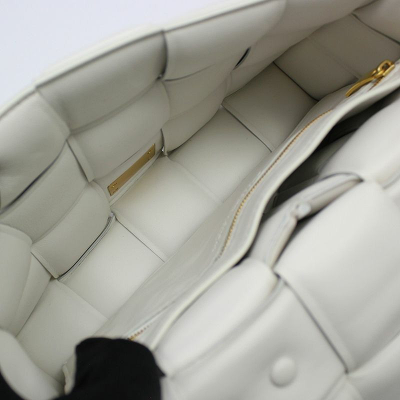 【包稅】BOTTEGA VENETA 附襯墊鏈條卡附斜挎包-8