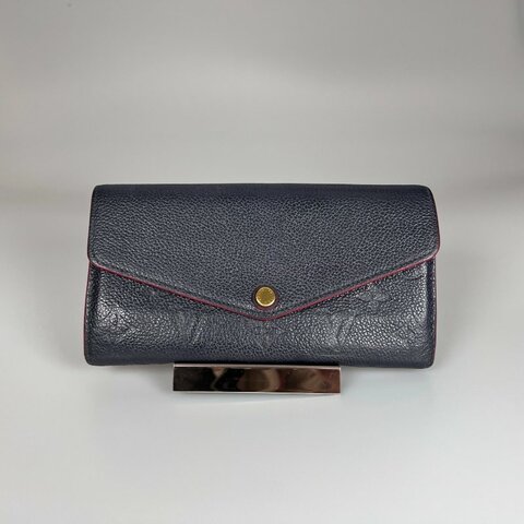 LV M62125 深藍壓紋信封長夾