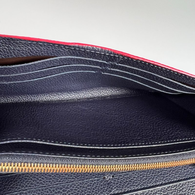 LV M62125 深藍壓紋信封長夾-7