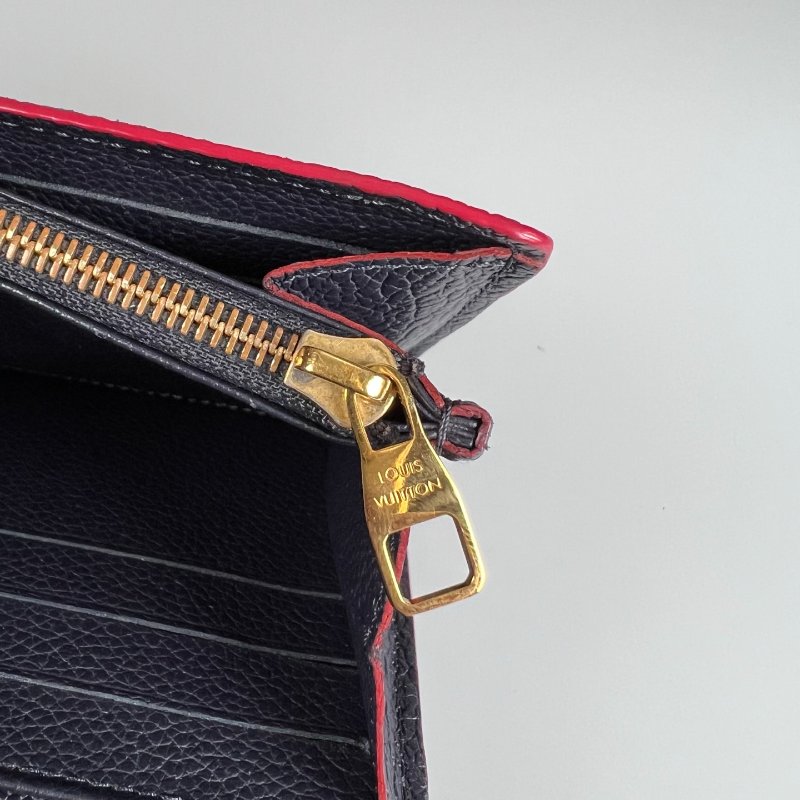 LV M62125 深藍壓紋信封長夾-9