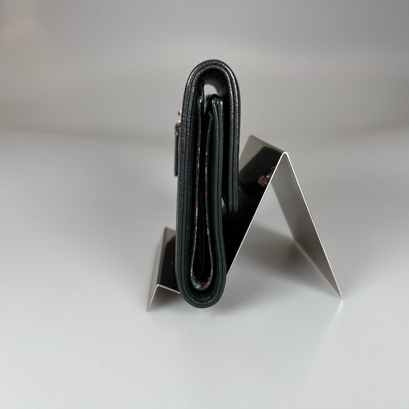 CHANEL 四葉草翻蓋三折短夾 黑 25開-3