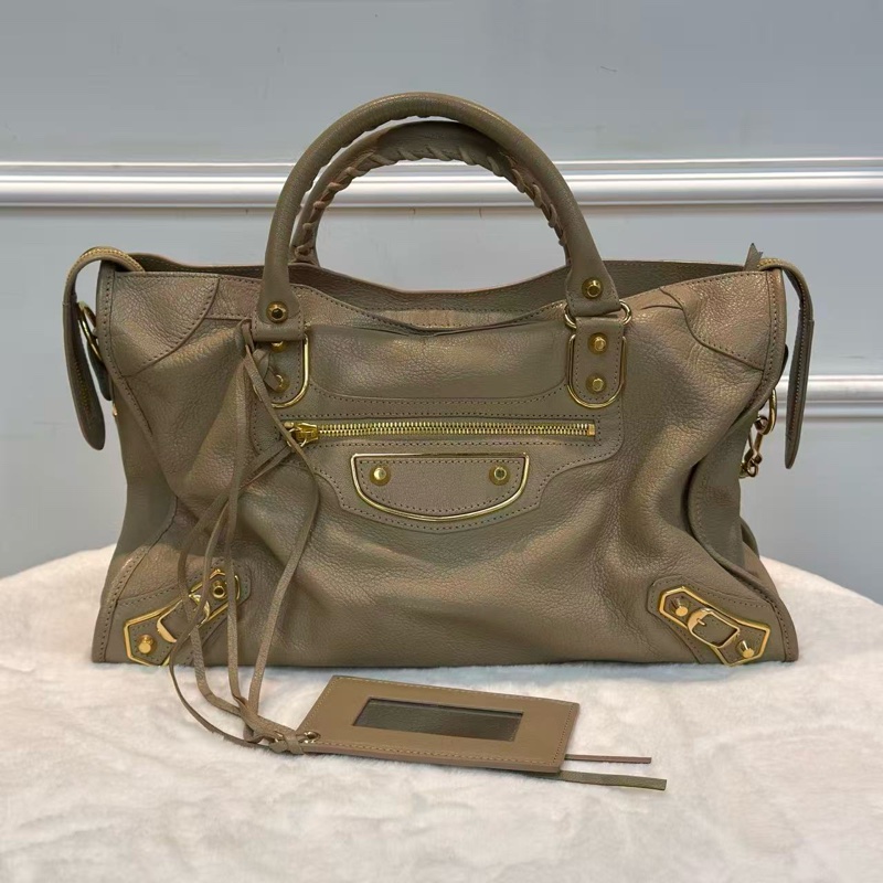 巴黎世家 le city 燕麥灰機車包-0