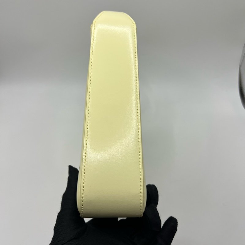 Givenchy 纪梵希黄色腋下包可拆卸双肩带设计  金属链条-1