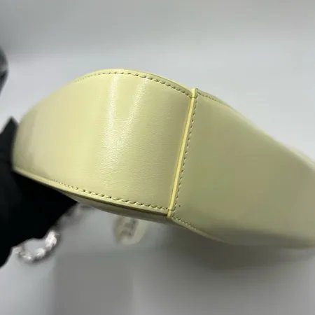 Givenchy 纪梵希黄色腋下包可拆卸双肩带设计  金属链条-3