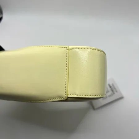 Givenchy 纪梵希黄色腋下包可拆卸双肩带设计  金属链条-4