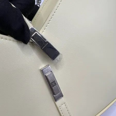 Givenchy 纪梵希黄色腋下包可拆卸双肩带设计  金属链条-10