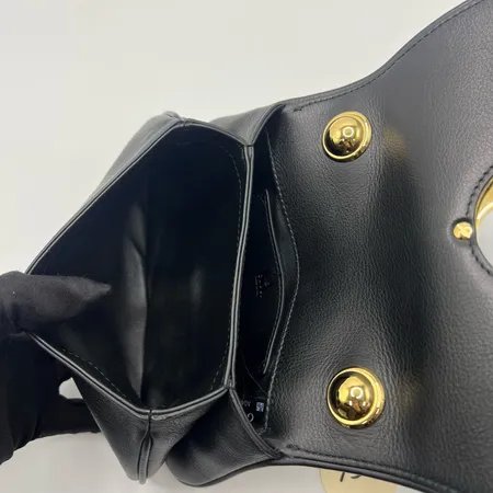 古驰/Gucci 黑色皮革Gucci Blondie系列迷你肩背包-10