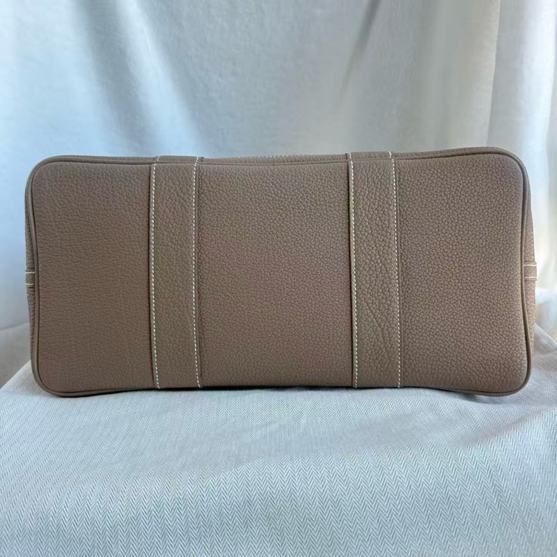 【99%新 】 Garden Party 36經典大象灰銀扣-3