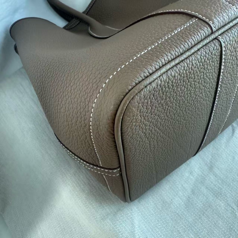 【99%新 】 Garden Party 36經典大象灰銀扣-4