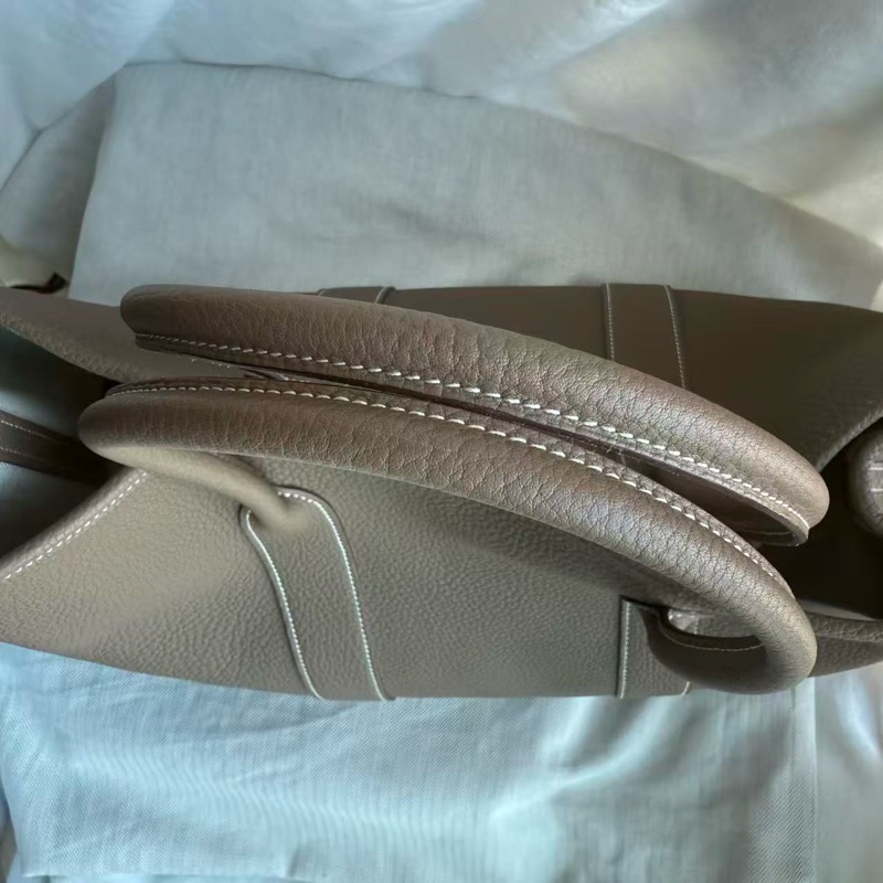 【99%新 】 Garden Party 36經典大象灰銀扣-9