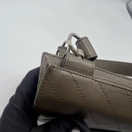 GUCCI(古驰) 互扣式双G皮革贴 三肩帶托特包 单肩包-12