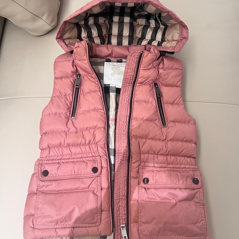 售9新Burberry 女童超美羽絨背心-5