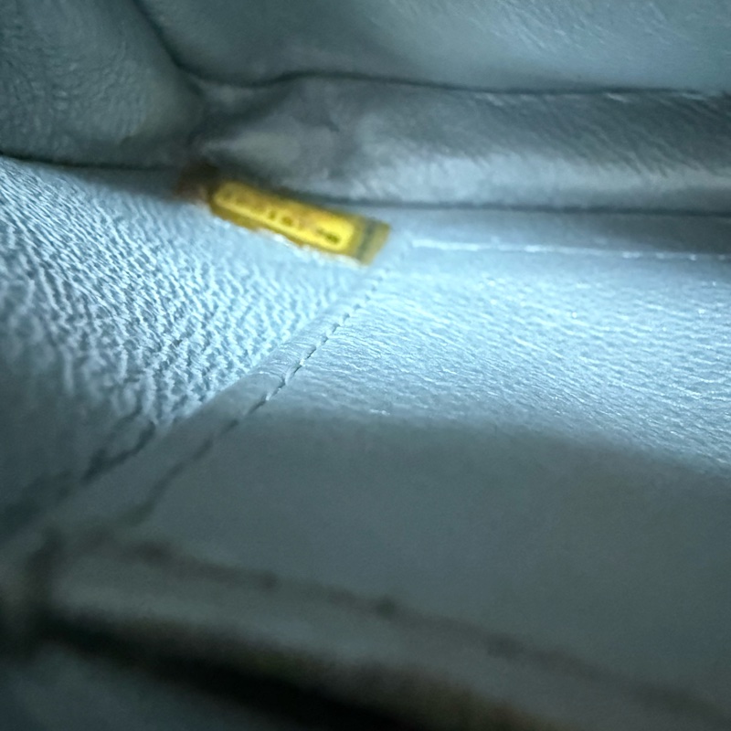 CHANEL MINI CLASSIC FLAG SHOULDER BAG 17cm-13