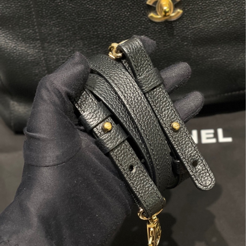 Chanel香奈兒Shopping Bag托特黑金牛皮荔枝皮 尺寸約34*33*14.5-8