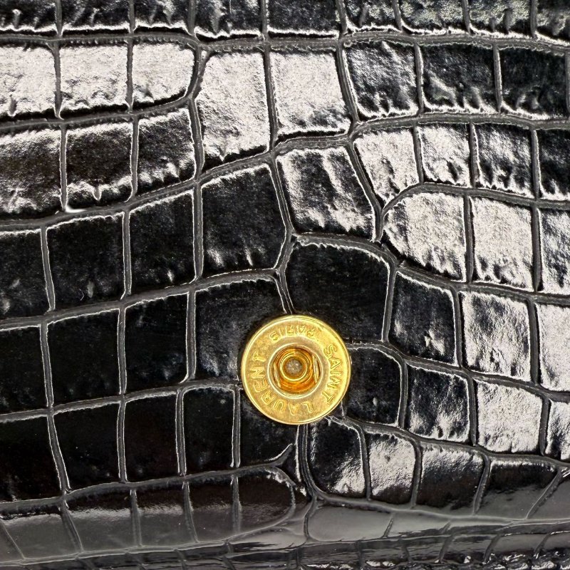 SAINT LAURENT圣罗兰 YSL CASSANDRE MONOGRAM 金标Logo亮面小牛皮 斜挎包手机包 女款 黑色-7