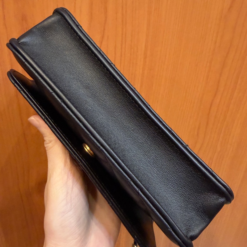 Chanel 黑羊皮霧金釦手把Mini WOC AP3385-8