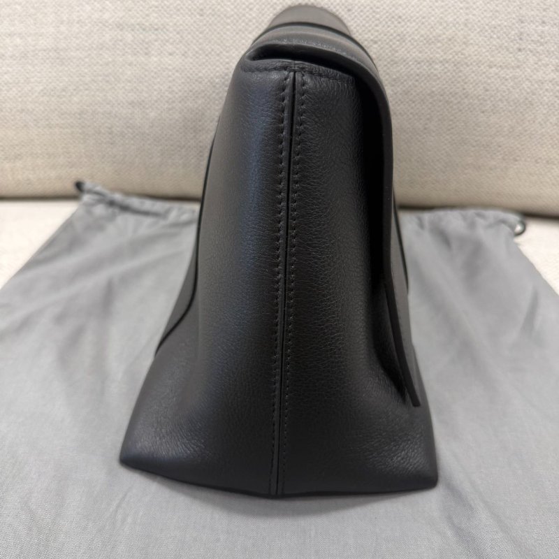 BALENCIAGA Downtown M 黑武士沙漏包-8