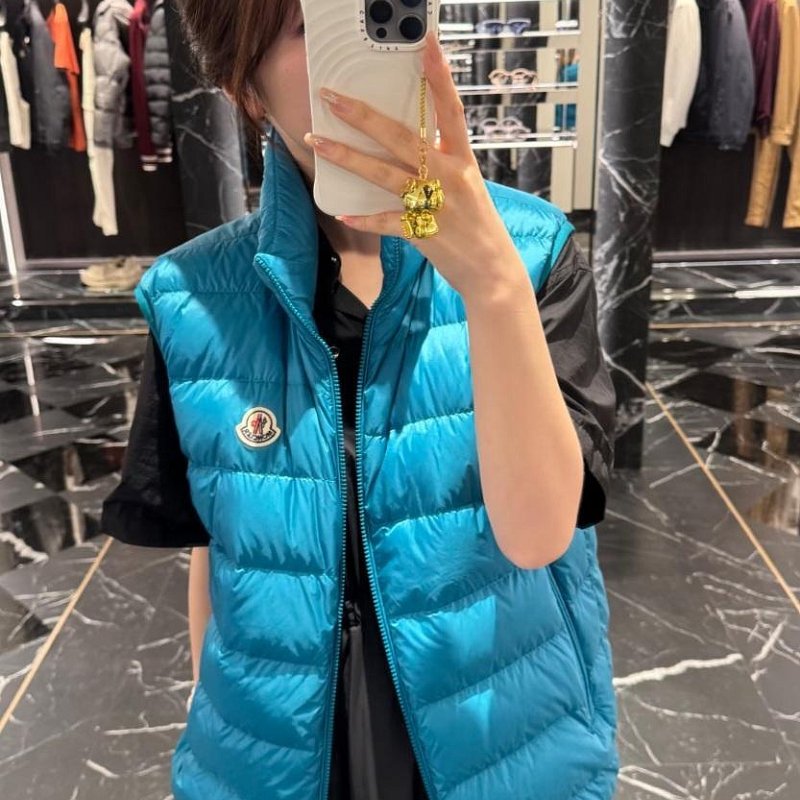 💎Han's house精品服飾💎 moncler Rocoque 羽絨 背心  原價40700-6