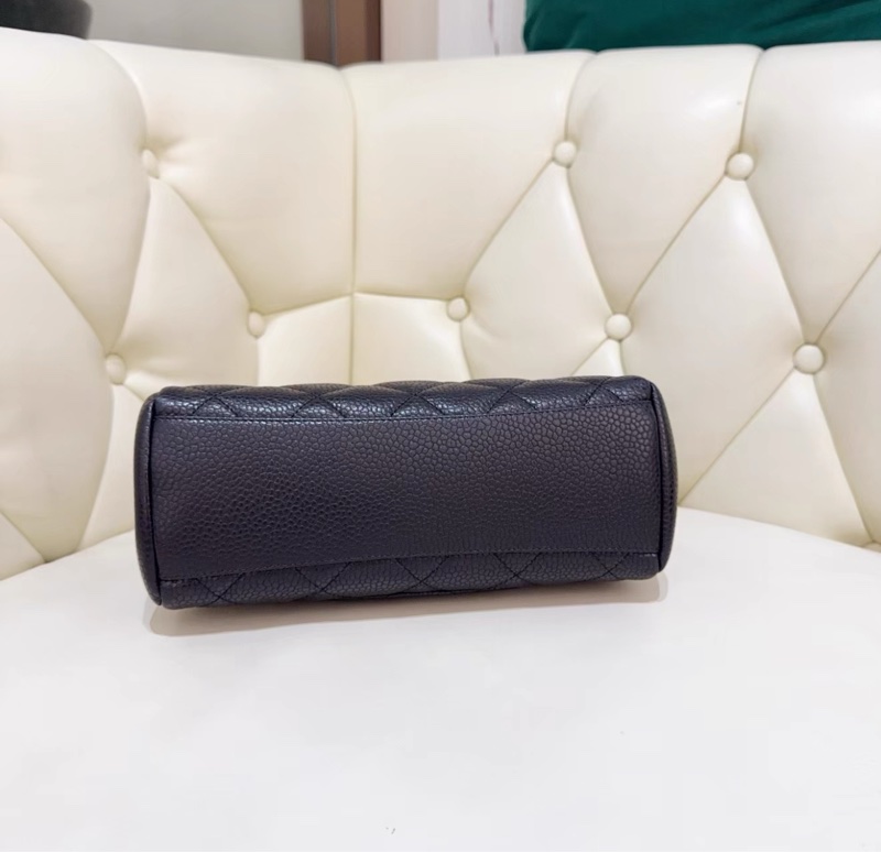 ✨Chanel 24K黑金保齡球包 閒置99新🖤-6