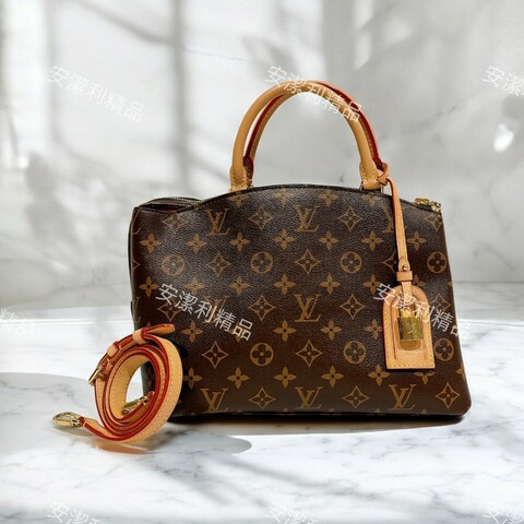 莉亞精品♡LV 新款蒙田 近新美包