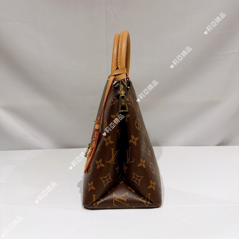 莉亞精品♡LV 新款蒙田 近新美包-3
