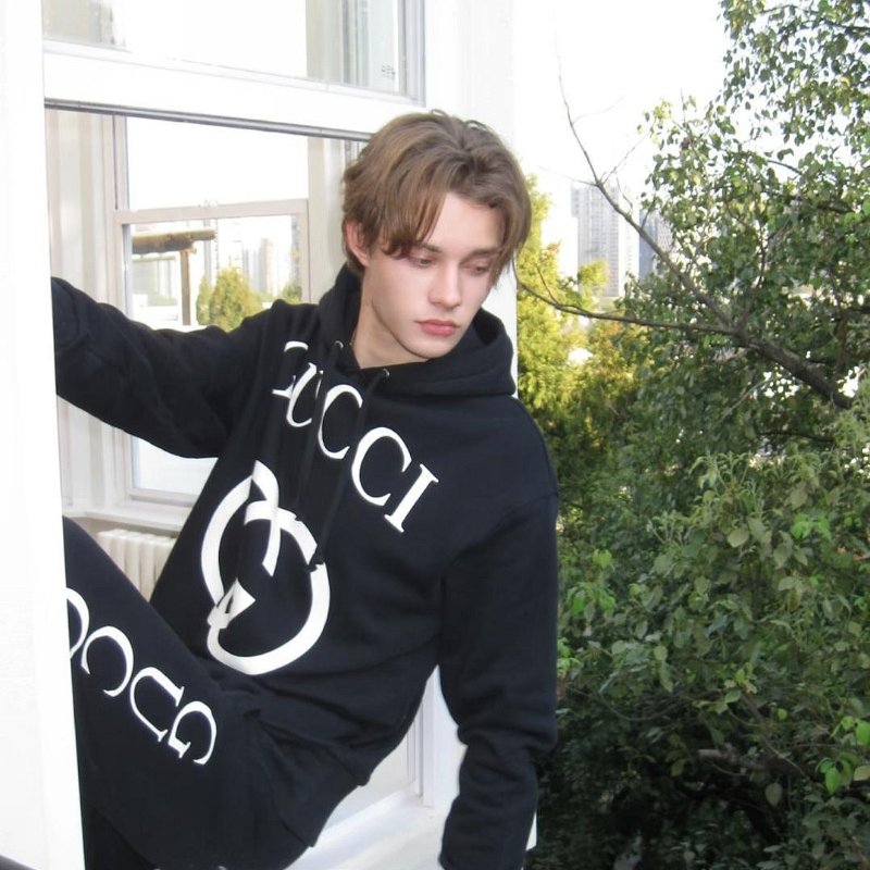 💎Han's house精品服飾💎 GUCCI 復古 LOGO 連帽 衛衣 帽T  原價39700-8