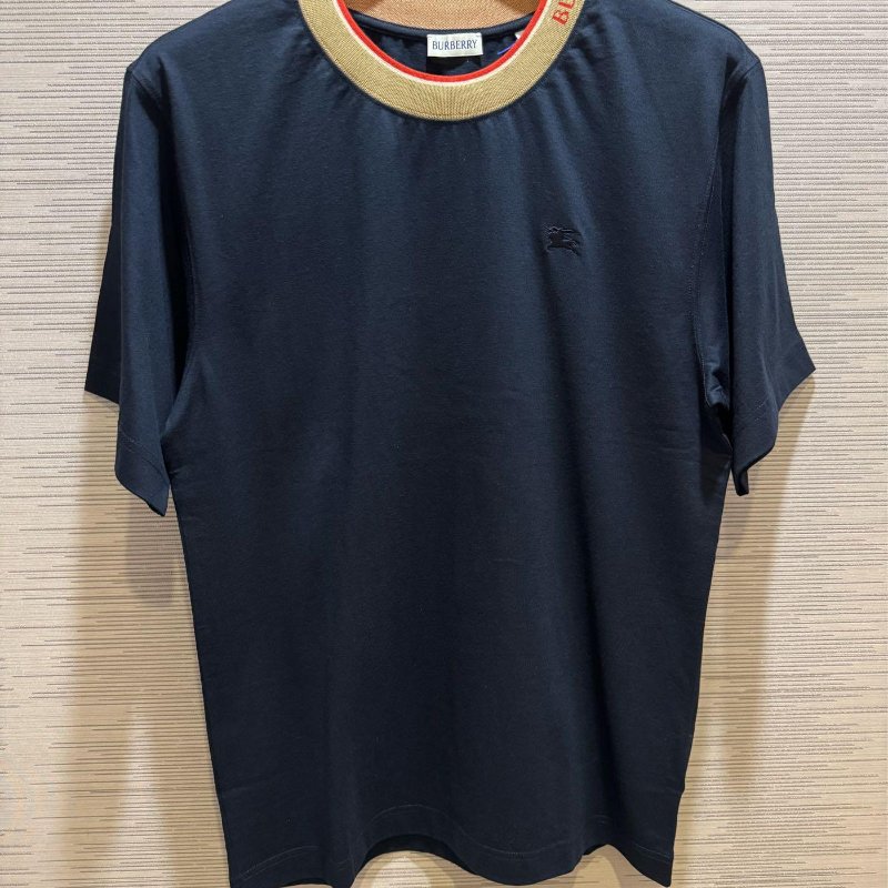 💎Han's house精品服飾💎BURBERRY刺繡戰馬 短T T恤 短袖 原價14800-0