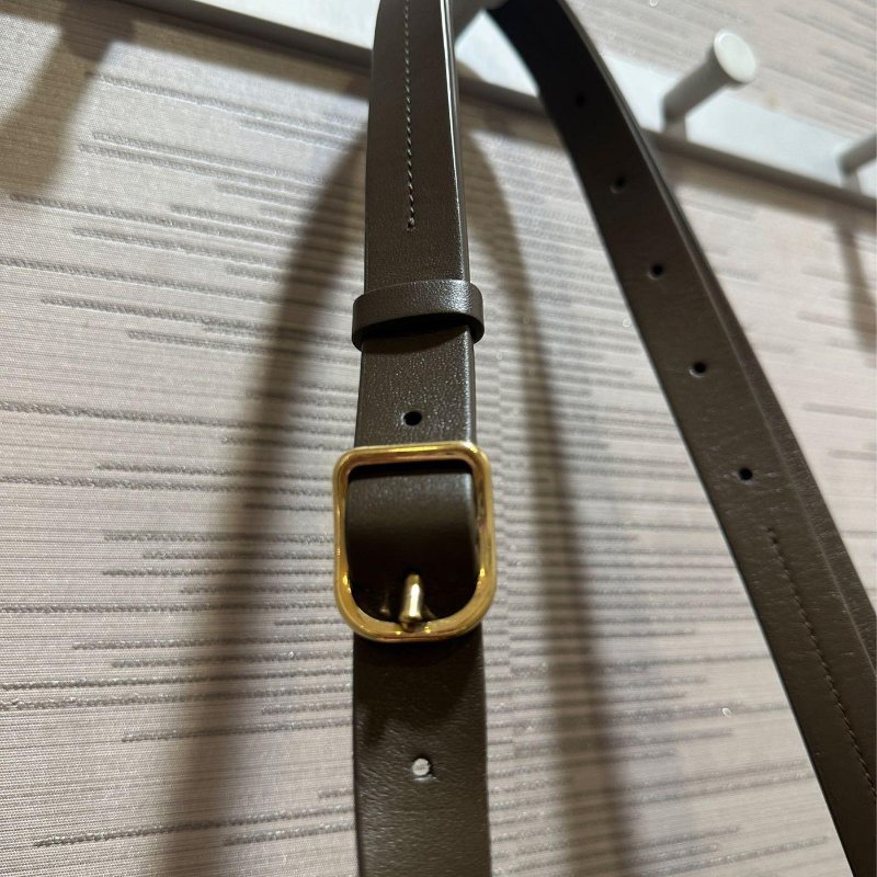 💎Han's house精品服飾💎Burberry棉麻 格紋 水桶包 側背包 16X29X27-2