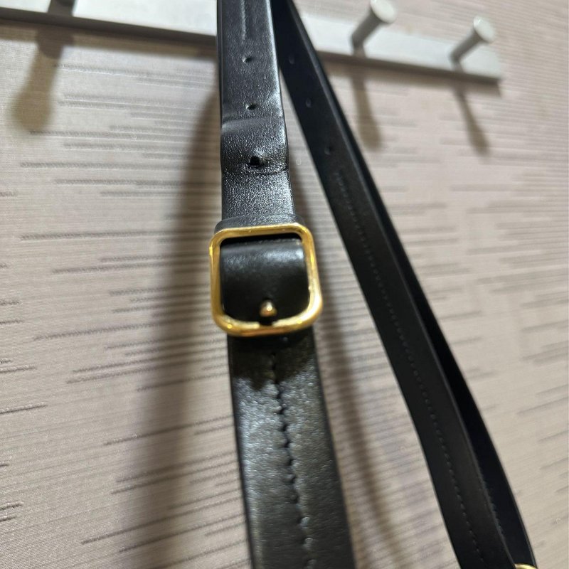 💎Han's house精品服飾💎Burberry格紋 水桶包 側背包  16X29X27公分原價64200-1