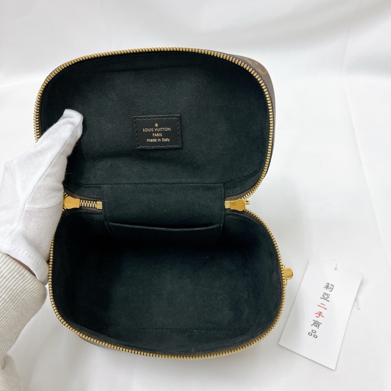 莉亞精品♡LV M45165 絲巾雙色化妝包 二手-18