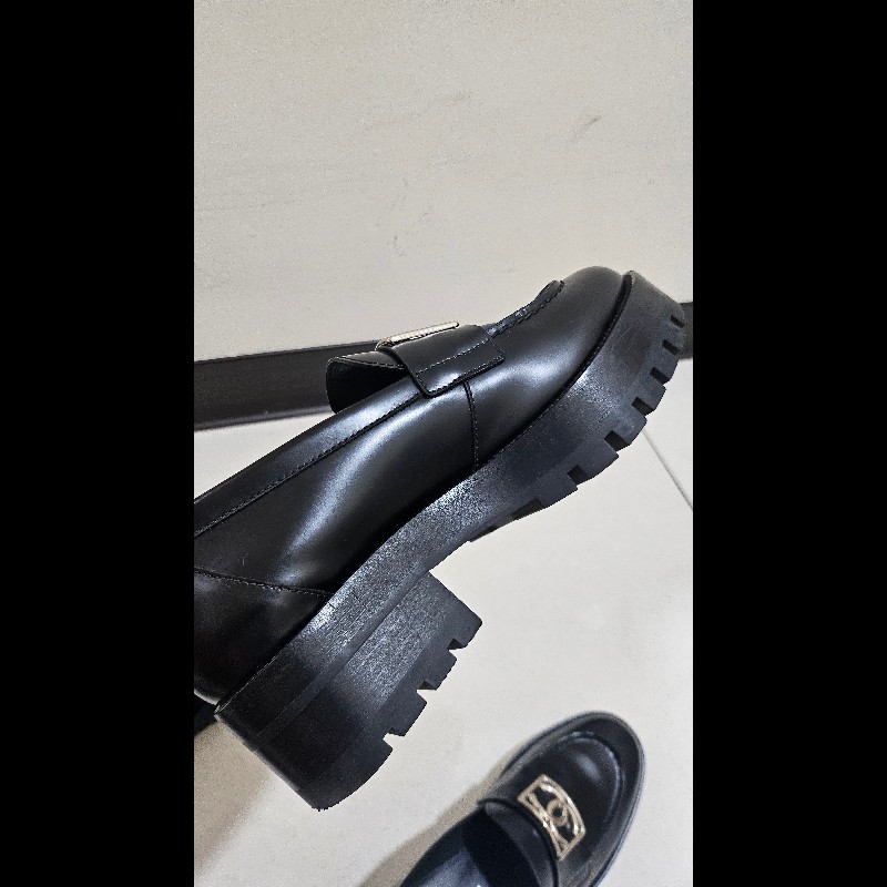 Chanel 23B黑色雙C方扣牛皮樂福鞋37尺寸-8