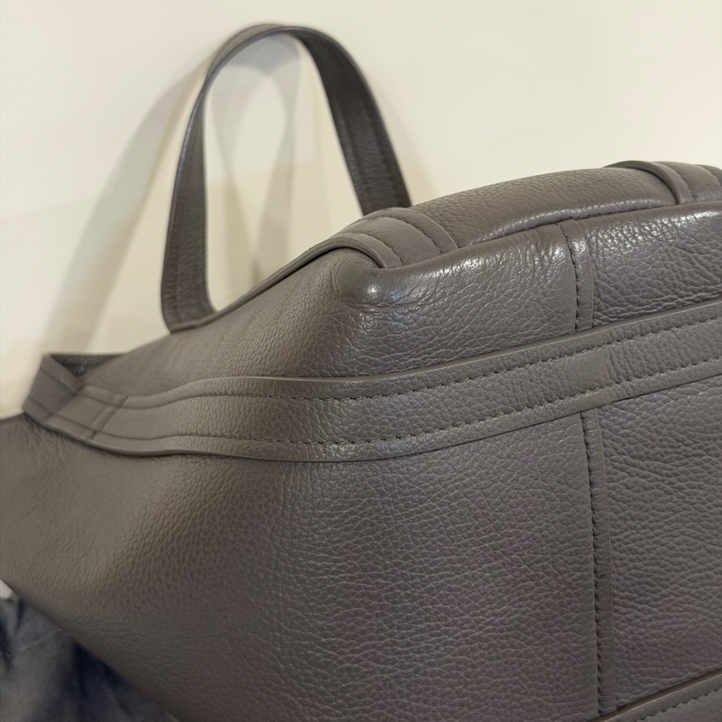 🉑斜挎背 #閒置品 #櫃上12萬 巴黎世家菜籃子全牛皮大象灰-7