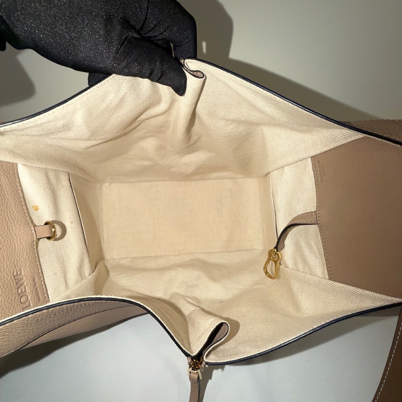 #櫃上15萬🔥 #全網最甜💰 Loewe Hammock bag吊床包沙色🈶送內膽-18