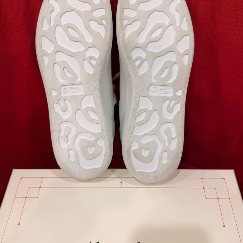 Alexander McQueen 休閒鞋 39號半 狀況很好 外表非常新 只穿過一次 ～-8