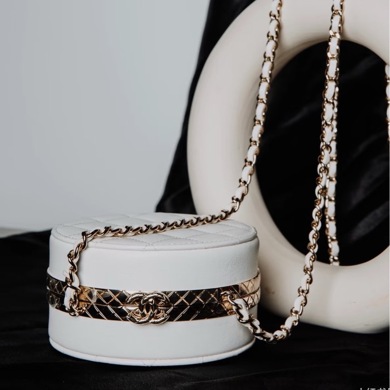 Chanel 香奈兒Coco Crush 系列高級工坊圓餅單肩包，收藏級-1