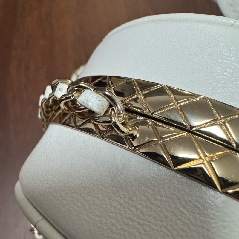 Chanel 香奈兒Coco Crush 系列高級工坊圓餅單肩包，收藏級-9