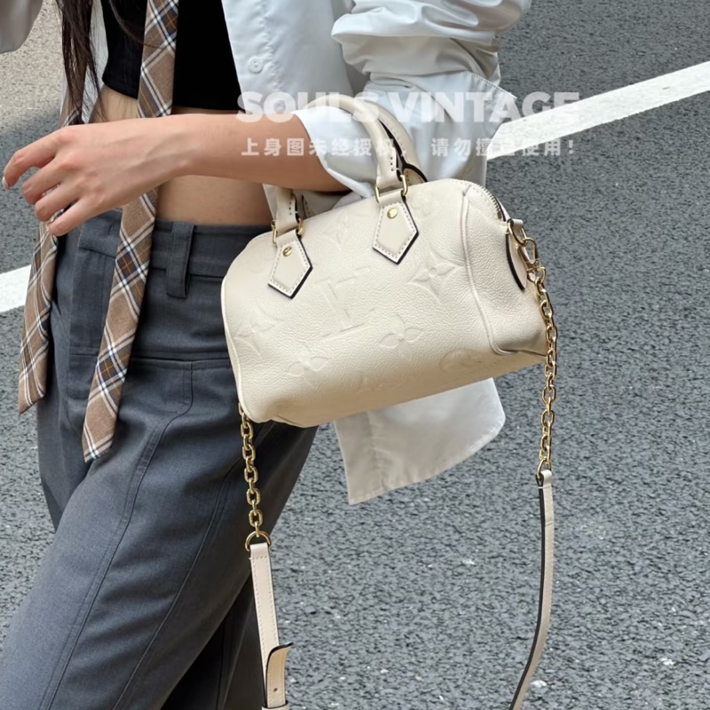#全配🈶購證 #閒置新 Lv speedy20奶油白 晶片款speedy bandoulière 20-0
