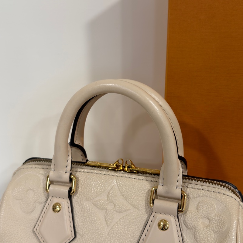 #全配🈶購證 #閒置新 Lv speedy20奶油白 晶片款speedy bandoulière 20-5