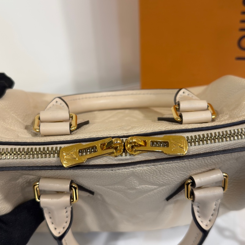 #全配🈶購證 #閒置新 Lv speedy20奶油白 晶片款speedy bandoulière 20-13