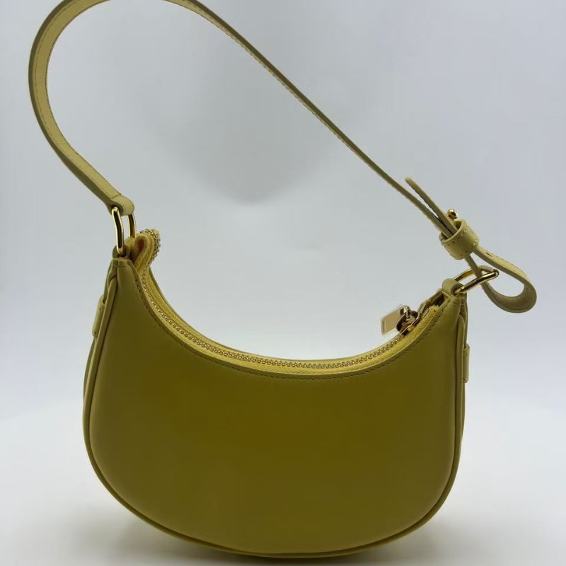 CELINE Mini Ava 小雞黃全皮款腋下包-8