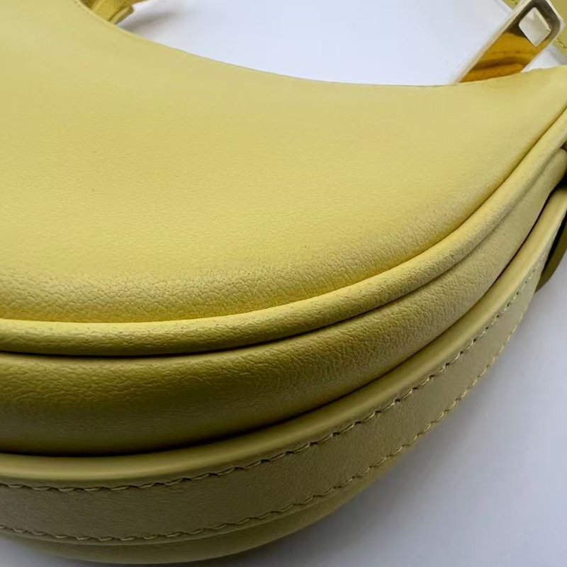 CELINE Mini Ava 小雞黃全皮款腋下包-13