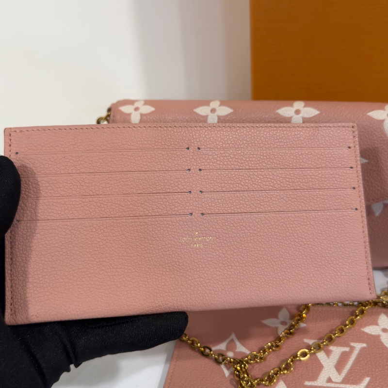 #最便宜🉐Lv #晶片款 Lv Felicia Pochette粉色三合一Woc-12