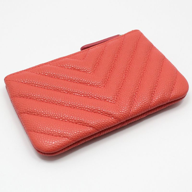 【包稅】CHANEL 全新/珊瑚魚子醬人字紋銀色經典收納袋-2